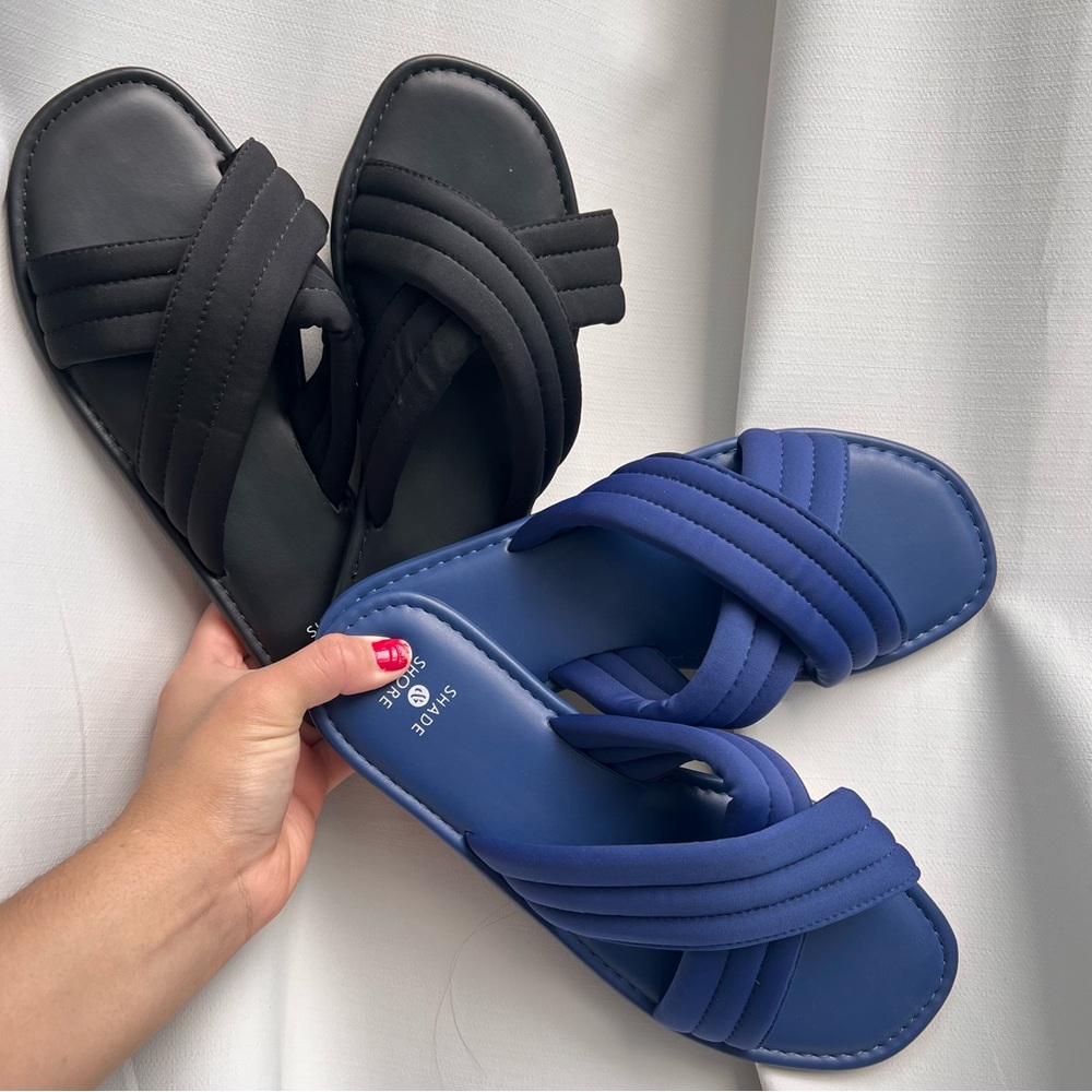 Shade & Shore Women's Black and Blue Sandals Bundle